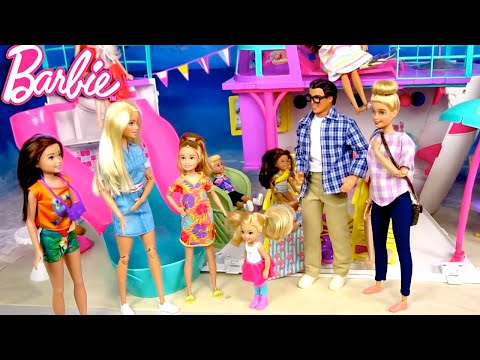 Barbie Family Summer Travel Movie - Airplane & Hotel Routine