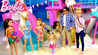 Barbie Family Summer Travel Movie - Airplane & Hotel Routine