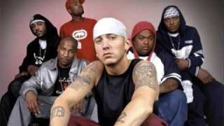 Eminem feat. D12 &amp; Gorillaz -911
