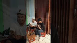 Download lagu JAMRUD - JAUH (ANDAIKAN) mp3