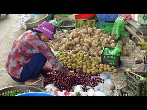 Oudong Market in Kampong Speu Province