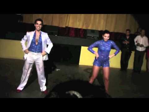 David and Anika performing at Melbourne Salsa Ormond Hall !