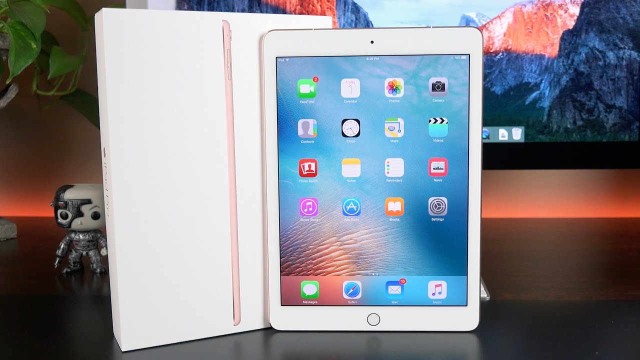 Apple iPad Pro 9.7-inch: Unboxing & Review