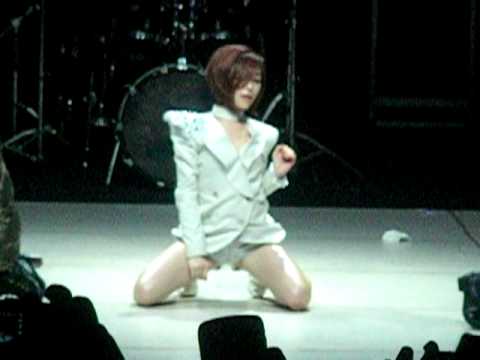 121209 Brown Eyed Girls, Ga-in's solo in Abracadabra @ Seoul'd out
