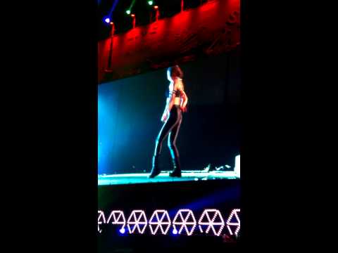 150321 SMTOWN in Taiwan - LUNA solo