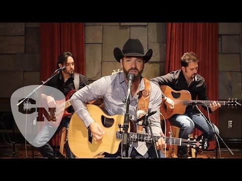 Craig Campbell - Outta My Head | Hear and Now | Country Now