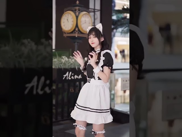 Vídeo relacionado con Yunlaishaocer Maid Dress,Anime French Maid Outfit,Traje de Doncella con Arcos y Diadema,Delantales,Niedliche Gato Maid Cosplay Kleid para Fiestas Temáticas,Carnavales y Juegos de Rol (L)