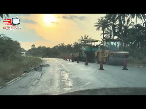 DRIVING FROM ELUAMA TO NUNYA 11.8km ROAD IN ISUKWUATO LGA DONE BY DR ALEX OTTI 