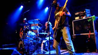 WEEDEATER - God Luck And Good Speed + Wizard Fight Live