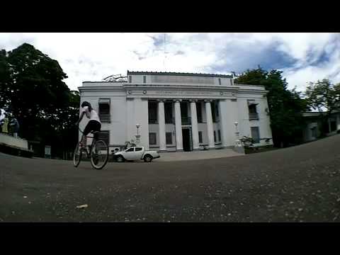 Fixed gear bike woman tricker! from S.Korea