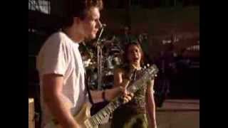08. Alanis Morissette - Forgiven (Woodstock '99)