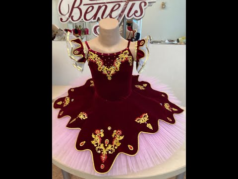 Пахита с эластичным лифом на обручах P 1302A - video 2