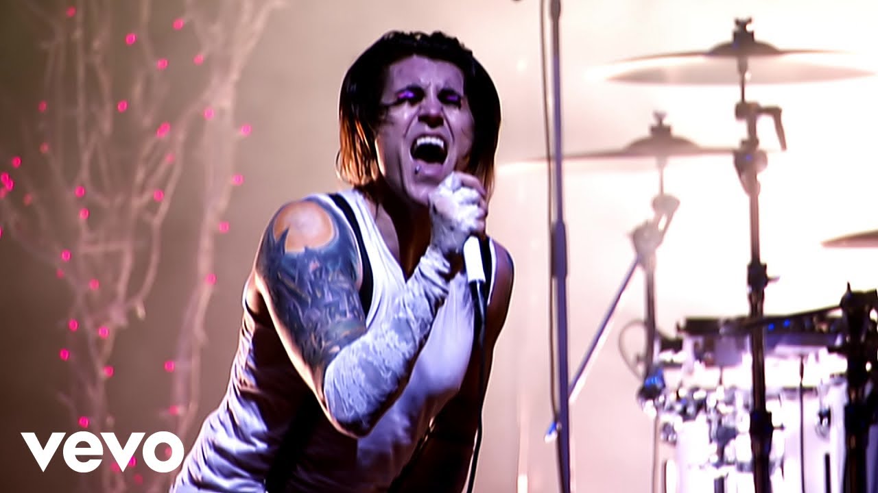 AFI - Bleed Black (Live From Long Beach Arena, 2006) - YouTube
