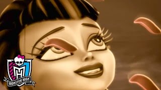 Monster High: Why Do Ghouls Fall in Love? (2011) Video