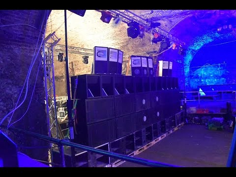 Hakuna // F*ckflip Freeparty Cembran 2016