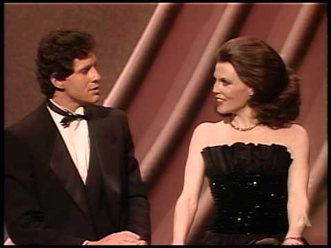 Gandhi Wins Costume Design: 1983 Oscars