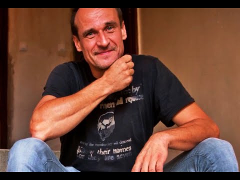 Paweł Kukiz & Piersi - Całuj Mnie 😘