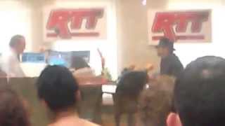 ENTREVISTA AL BARRIO EN RADIO TELE TAXI SANTA COLOMA DE GRAMANET(BARCELONA)