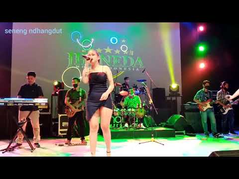 Aku Iklhas cover by XENA XENITA ft MEIKE YOLANDA bareng JHANEDA #SENIPERGOYANG #SNIPERGOYANG