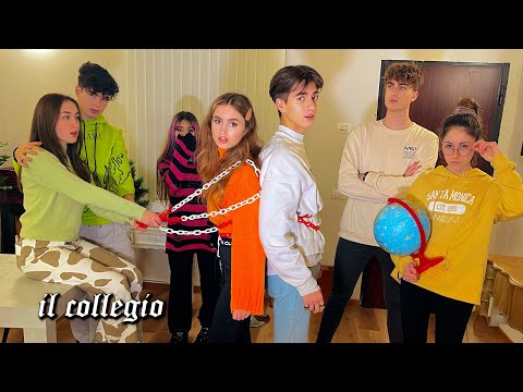 MI HANNO INCATENATO COL MIO AMICO !!! - AMICI al COLLEGIO - by Charlotte M.