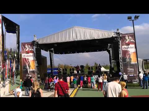 Mantl - Oktoberfest Fórum Nová Karolína