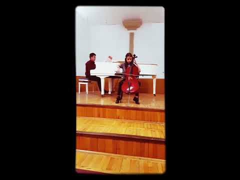 Anastasia Dimovska - Violoncelo - Duda Nota