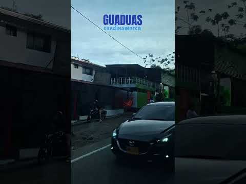 GUADUAS CUNDINAMARCA ⛰️🛣🇨🇴🌎🚙🌳☘️⛰️ #soysantiagoarevalo #musica #colombia #musicapopular #guaduas