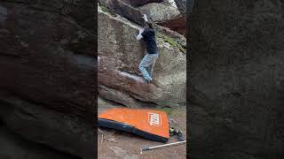 Video thumbnail de Biceps miau, 6c. Albarracín