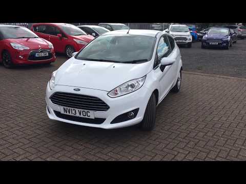 Used Ford Fiesta 1.25 82 Zetec 3dr White 2013