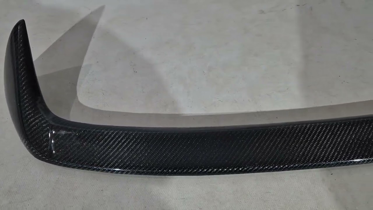 BMW 1 серия E81/E82/E87/E88 2004-2011 гг. Задний спойлер (для E81/E87, Карбон) Video 1