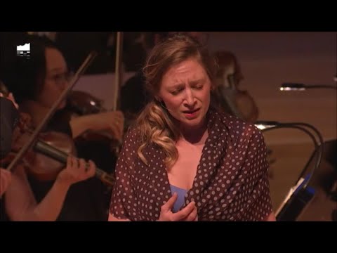 Bizet: Carmen. Aria “Je dis que rien ne m’épouvante” (Micaela) Subt. Sabine Devieilhe, René Jacobs.