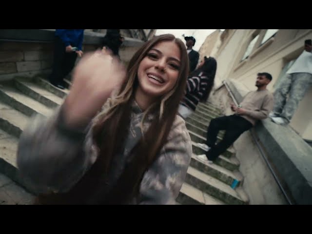 Video zu 'Mona Lisa Motion' ansehen