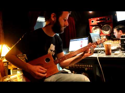 Dave Cahill - Recording new album 2012 / Cigar Box Guitar