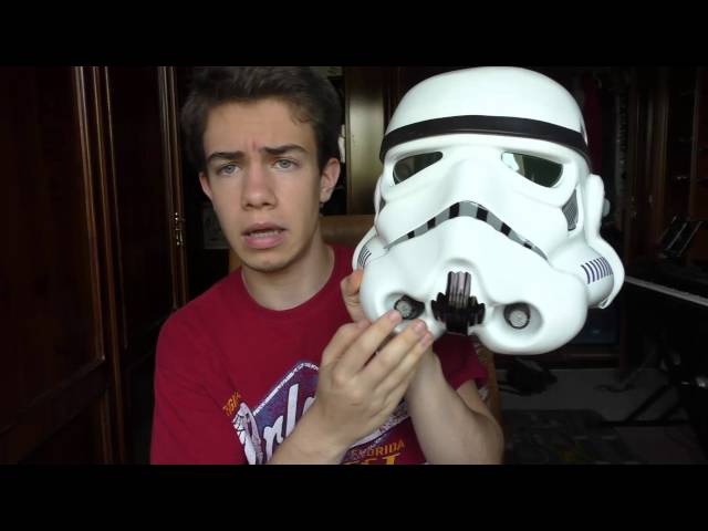 Vídeo relacionado con STAR WARS The Force Awakens Child Costume Accessory Stormtrooper Half Helmet