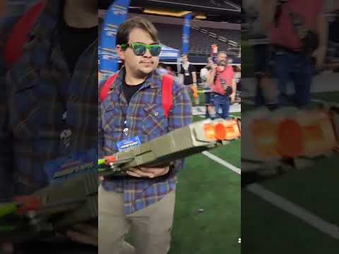 Using the #nerf #doometernal #ballista at #jebb Holiday Edition #shorts #attstadium