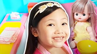 Bug&#39;s Barbie Room / House Tour !!! PINK Box Fort !