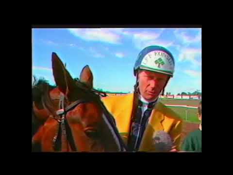 Queen L. & Stig H Johansson vinner Svenskt Travderby (1 150 000 kr) på Jägersro 1990.