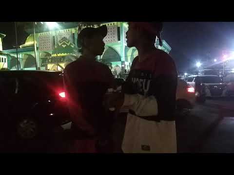 Mundur aloon aloon pengamen syahdu