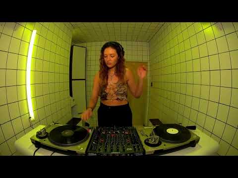 Shaleen | HÖR - Feb 23 / 2023