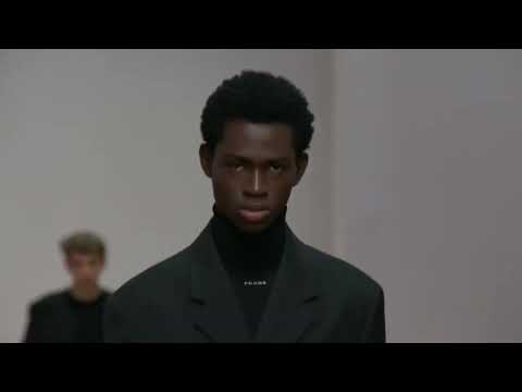 Prada Spring-Summer 2023 Runway Show at Milan Fashion Week #MFW #SS23