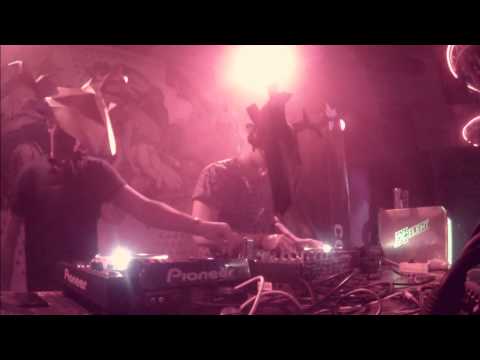 Deep Deer live @ Apokalypsa 21.11.2014 - Boby Centrum, Brno (video set)