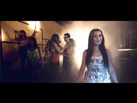 שרית אביטן - סטייל מיוחד הקליפ הרשמי - Sarit Avitan