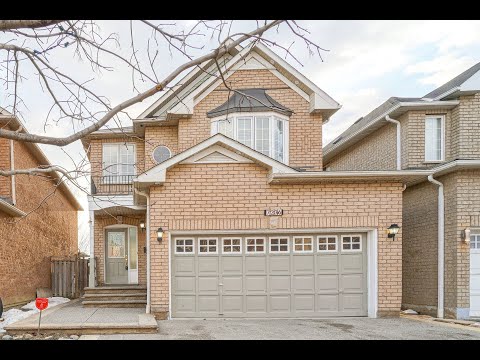 7236 Village Walk, Mississauga Home for Sale - Real Estate Properties for Sale