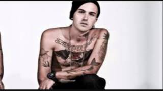 Yelawolf ft Travis Barker - Funky Shit