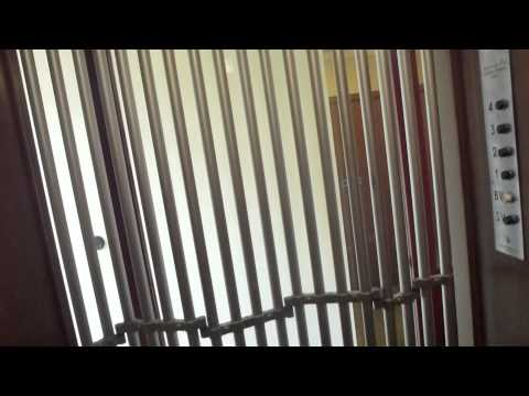 Classic Graham Brothers Traction elevator @ Smedsbacksgatan 14