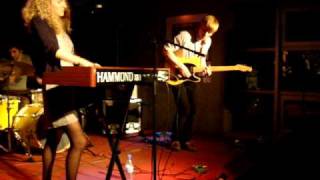 Tennis - Waterbirds - Live @ Hamburg, Beatlemania - January 2011