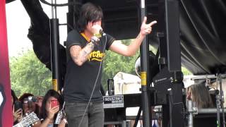 Pierce The Veil (King For A Day feat. Kellin Quinn Warped Tour &#39;12)