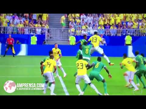 Defensa de Senegal se quedó como esperando el bus en el gol de Colombia