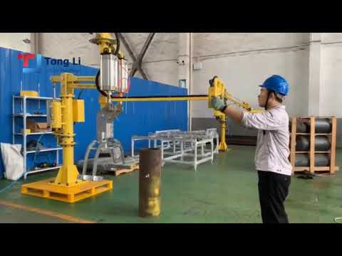 Hard arm clamp manipulator with 90 degree flip