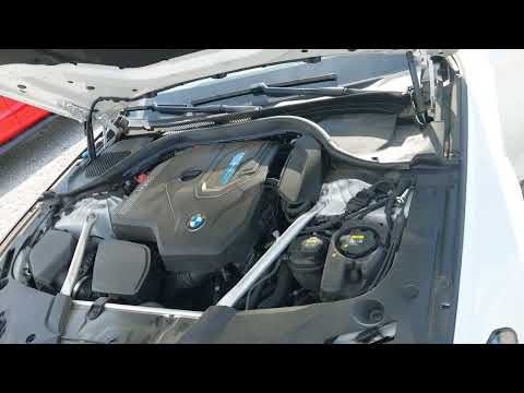 BMW 530, Седан
